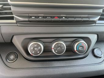 Foto Nummer 9: NISSAN Primastar