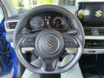 Foto Nummer 11: SUZUKI Swift