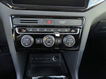 Foto Nummer 12: VW Golf