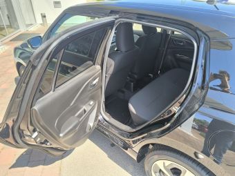 Foto Nummer 6: SUZUKI Swift