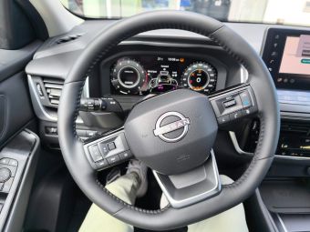 Foto Nummer 12: NISSAN Qashqai